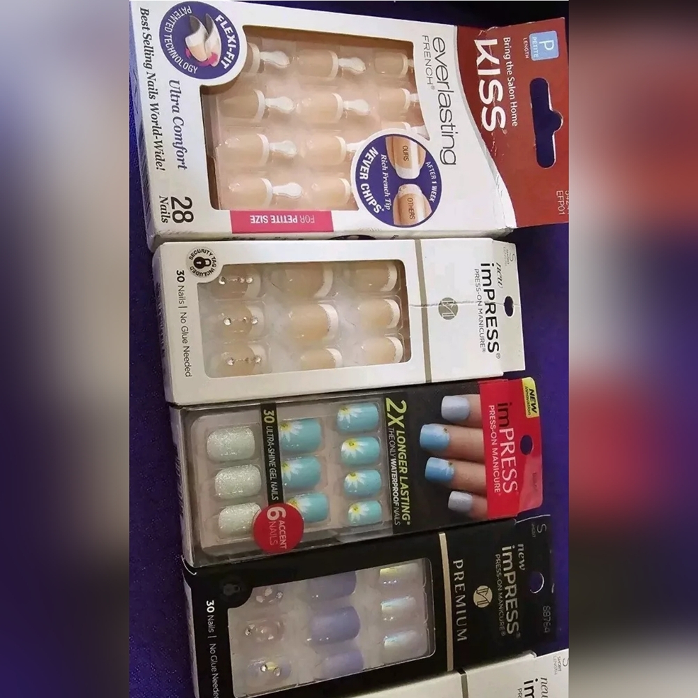4 Sets Of Short Square KISS imPRESS &1 Dashing Diva Press-On Manicure Nails